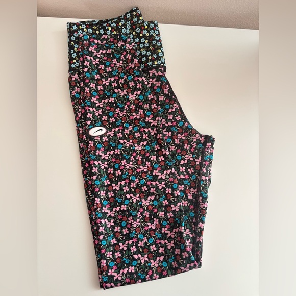 Nike One Floral Ankle Leggings DryFit Pink Blue Black Size S Workout - Picture 6 of 7